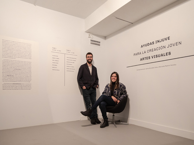 Los comisarios Jaime González Cela y Manuela Pedrón Nicolau. Fotografía Marta Huertas
