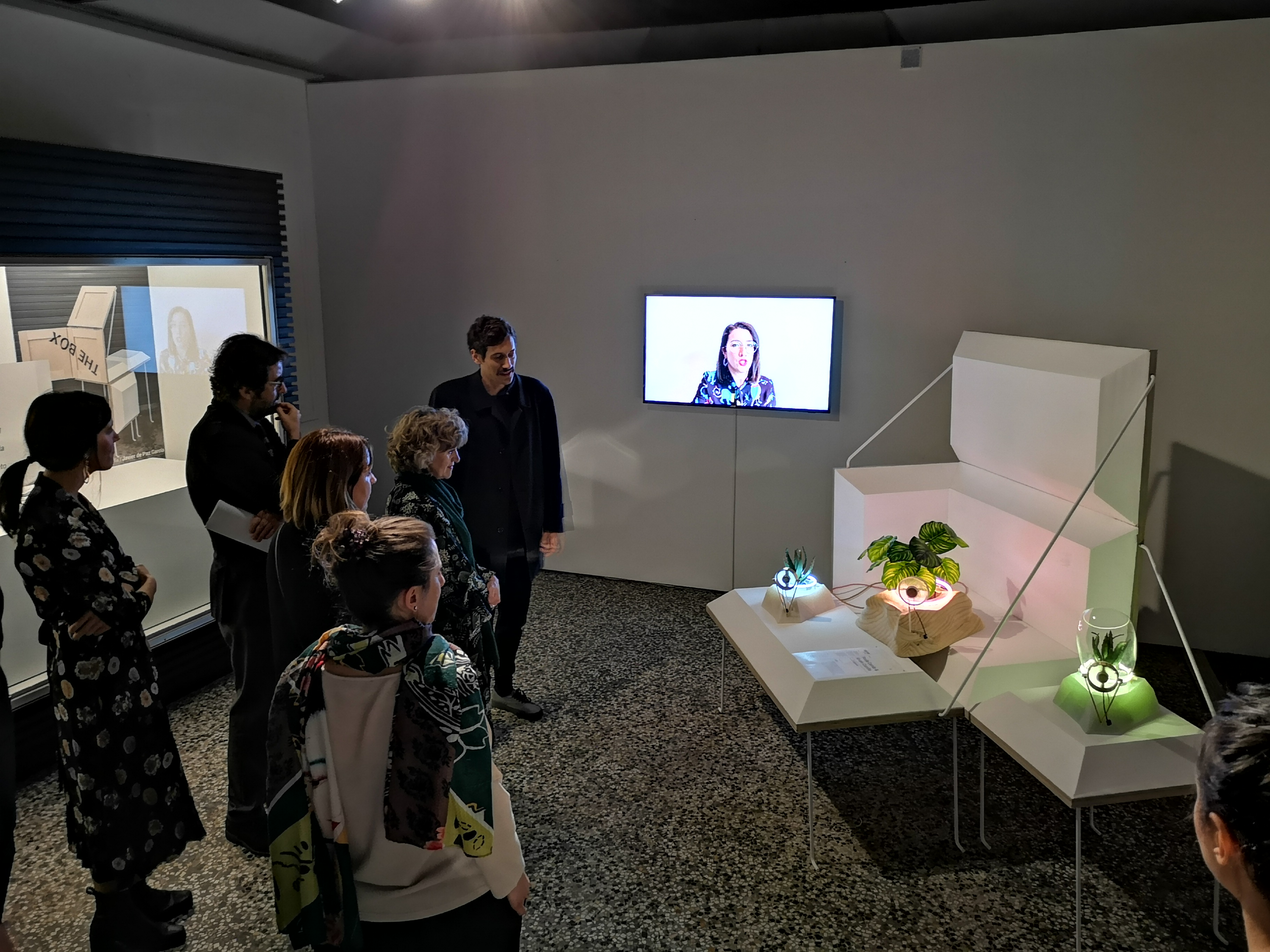 Inauguración de la exposición Outside the box