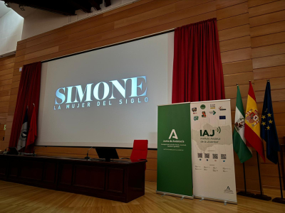 Proyección de la película "Simone"