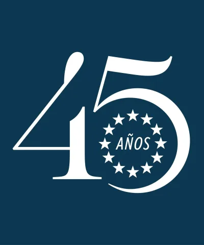 logotipo de la Federación Española de Municipios y Provincias cuarenta y cinco años de la FEMP